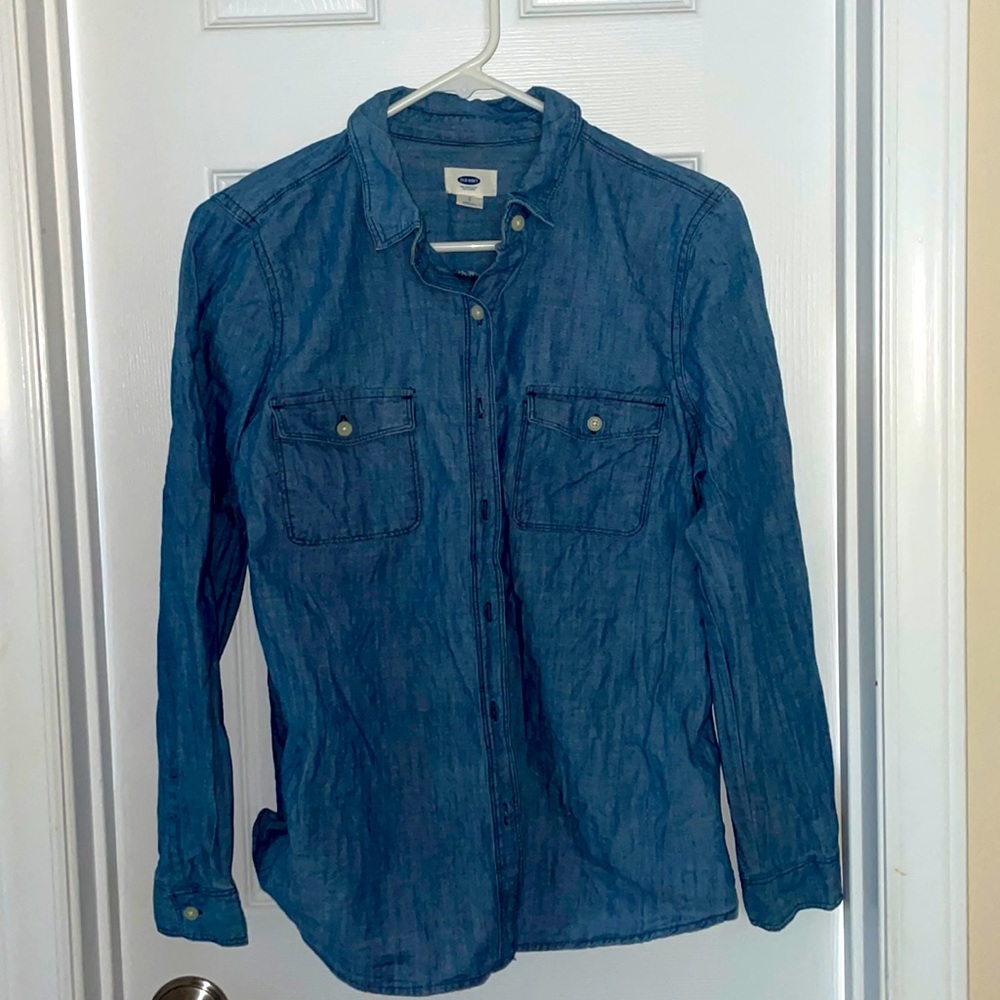 Women’s Long Sleeve Button Up Blouse NWOT
